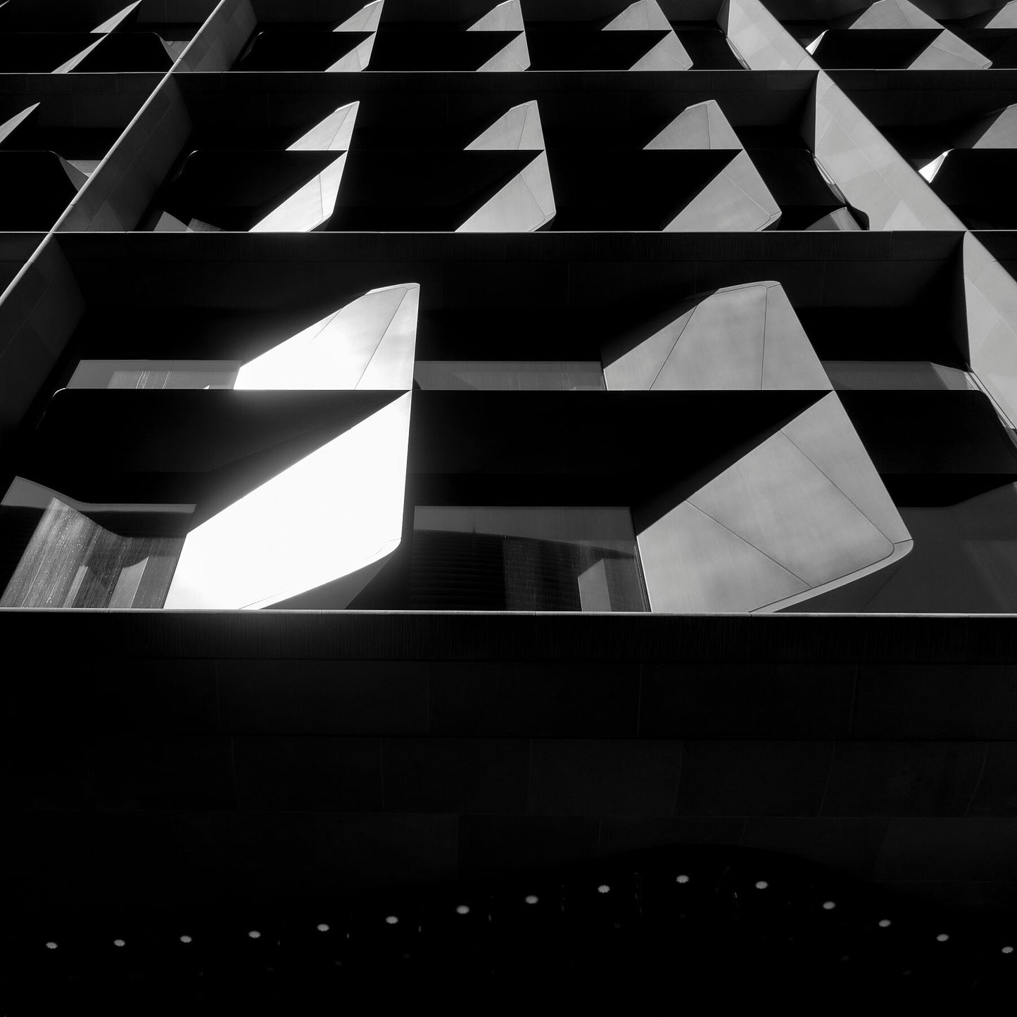 BLOOMBERG EUROPEAN HQ, LONDON, UK by Foster & Partners + Atelier Jean Novel. Black and white architectural photography by © Eric Schneider Photography