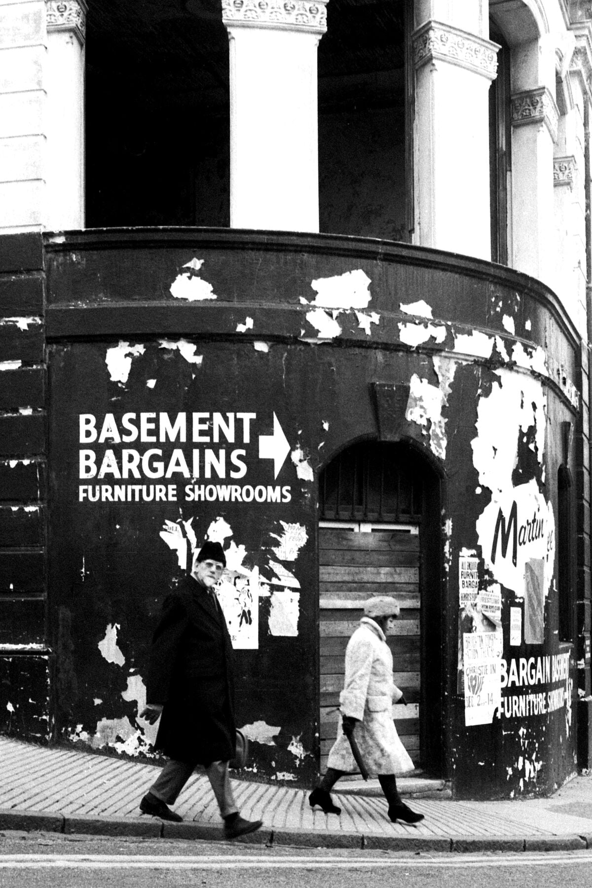Vintage Street photography, black and white, Brighton, c1969, Basement Bargains
